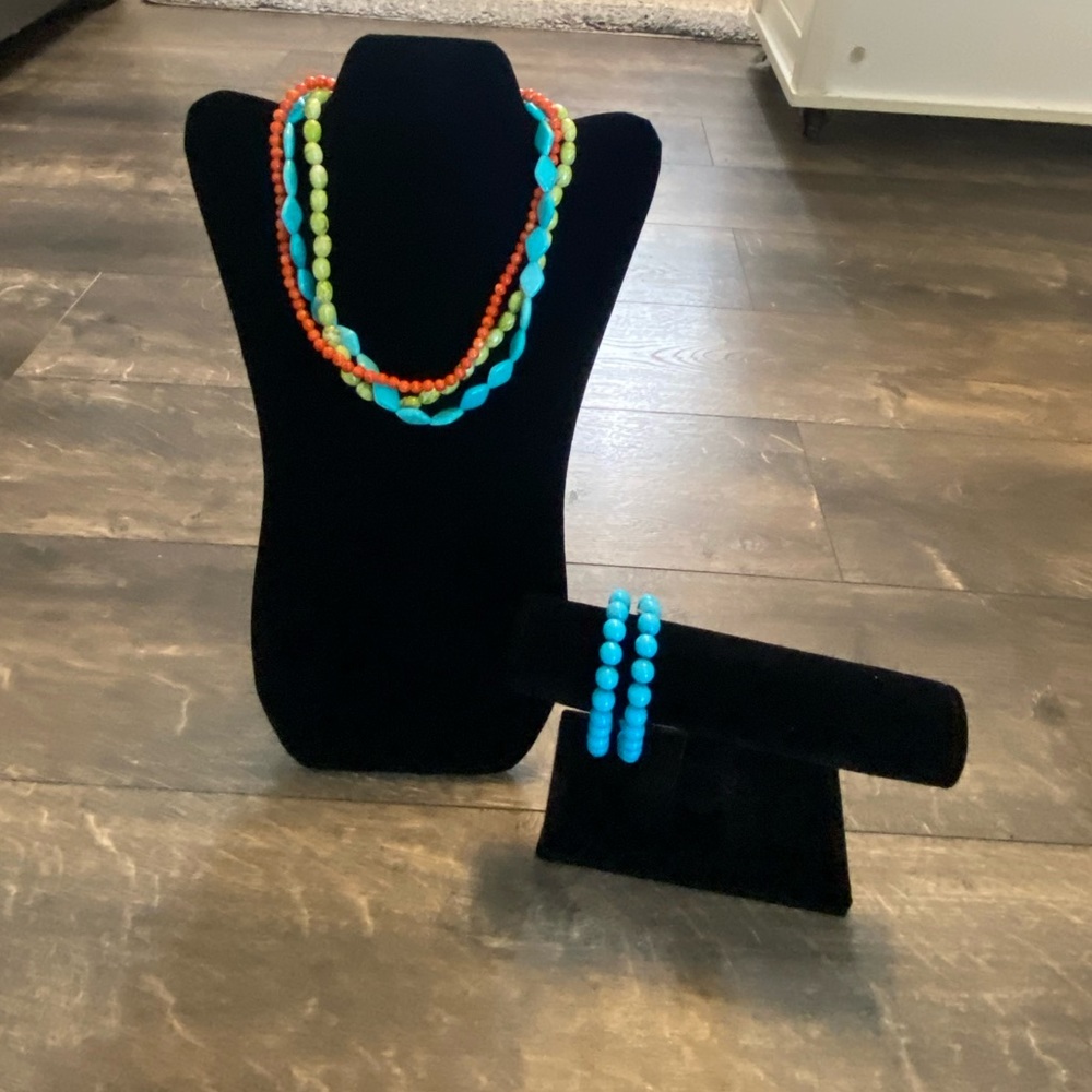 Premier Design‎ Fashion Necklace and Bracelet Set